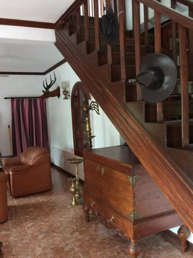 Villa25 Homestay Free Pick Up From The Centre Kandy